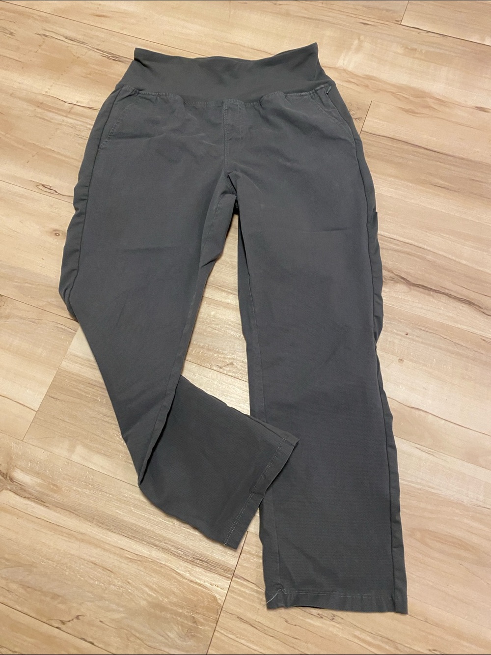 Threads 4 Thought ReActive Travel Active Pants Straight Leg Charcoal Small